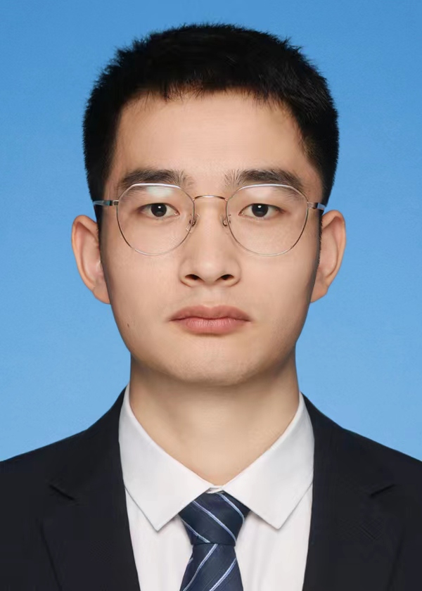 李龙律师