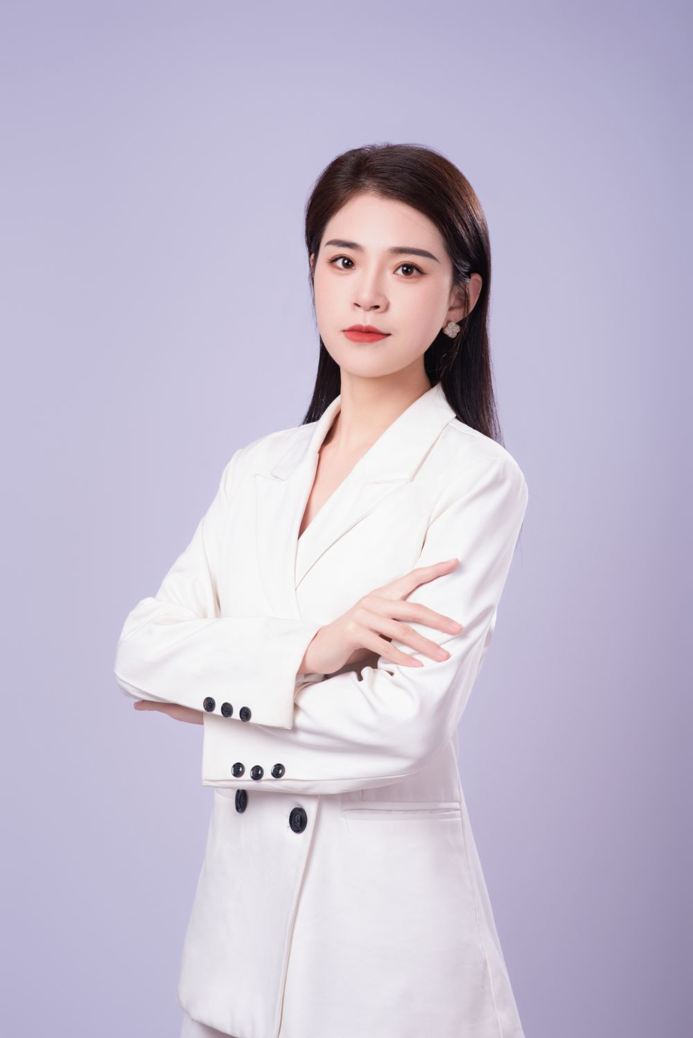 王静依律师
