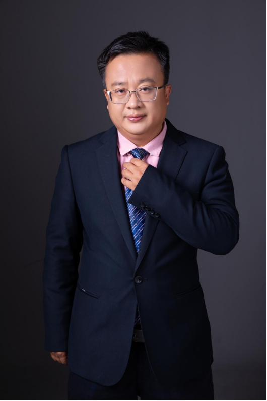 袁立鹏律师