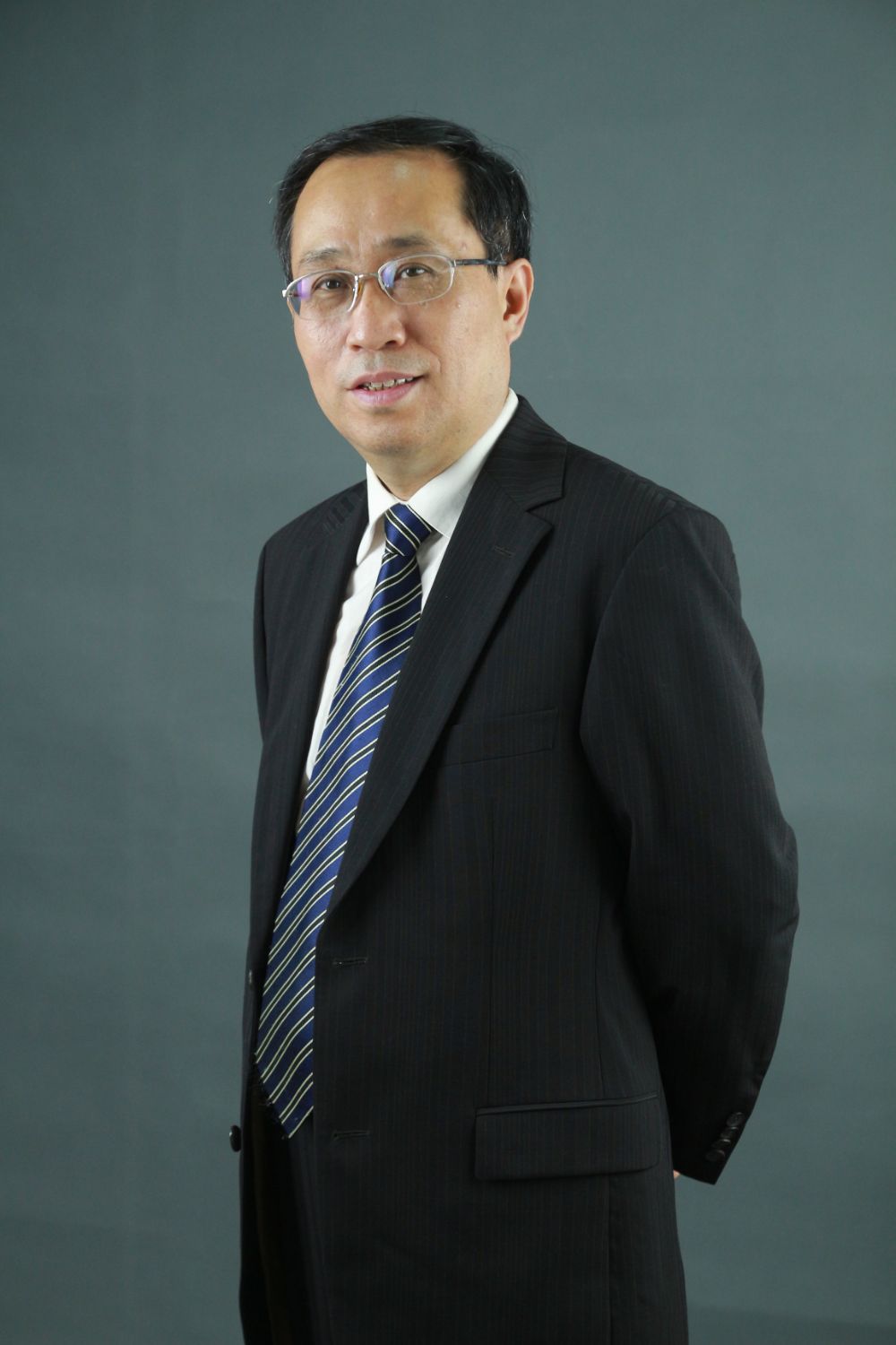 张智然律师