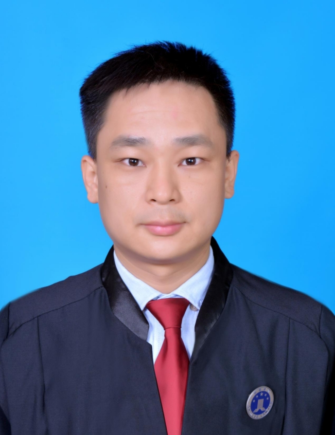 李伏平律师