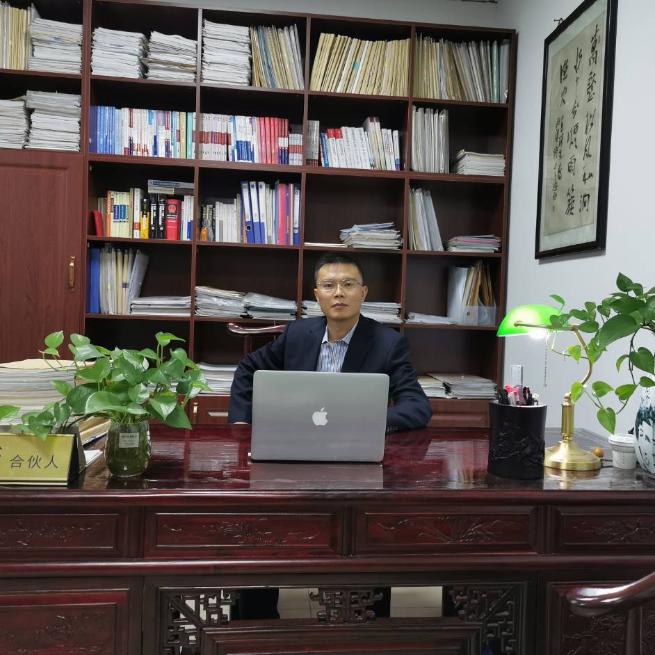张涛律师