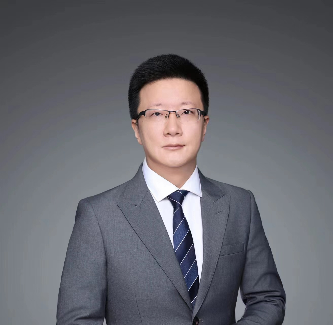 李世刚
