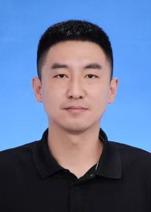 张渊博律师