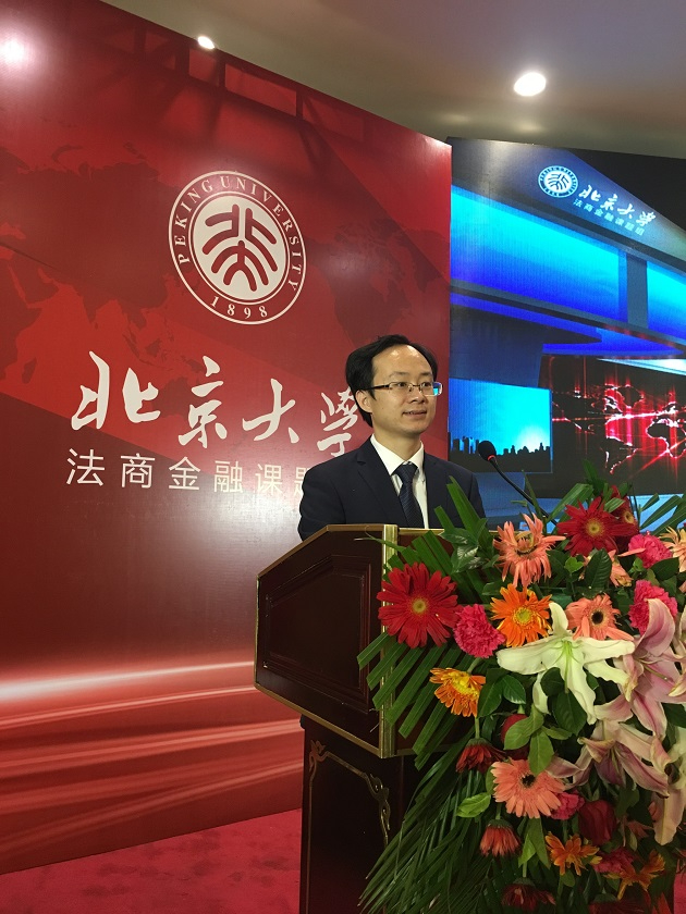 王炜律师