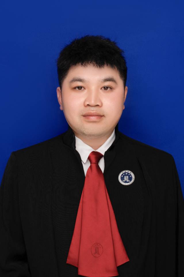 覃治招律师